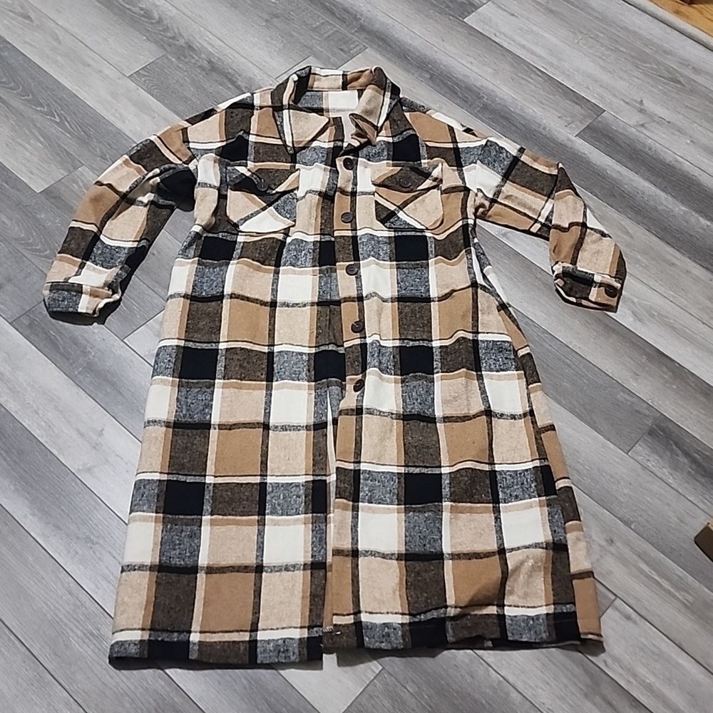 Women's Button Down Long Plaid Shacket - image 1